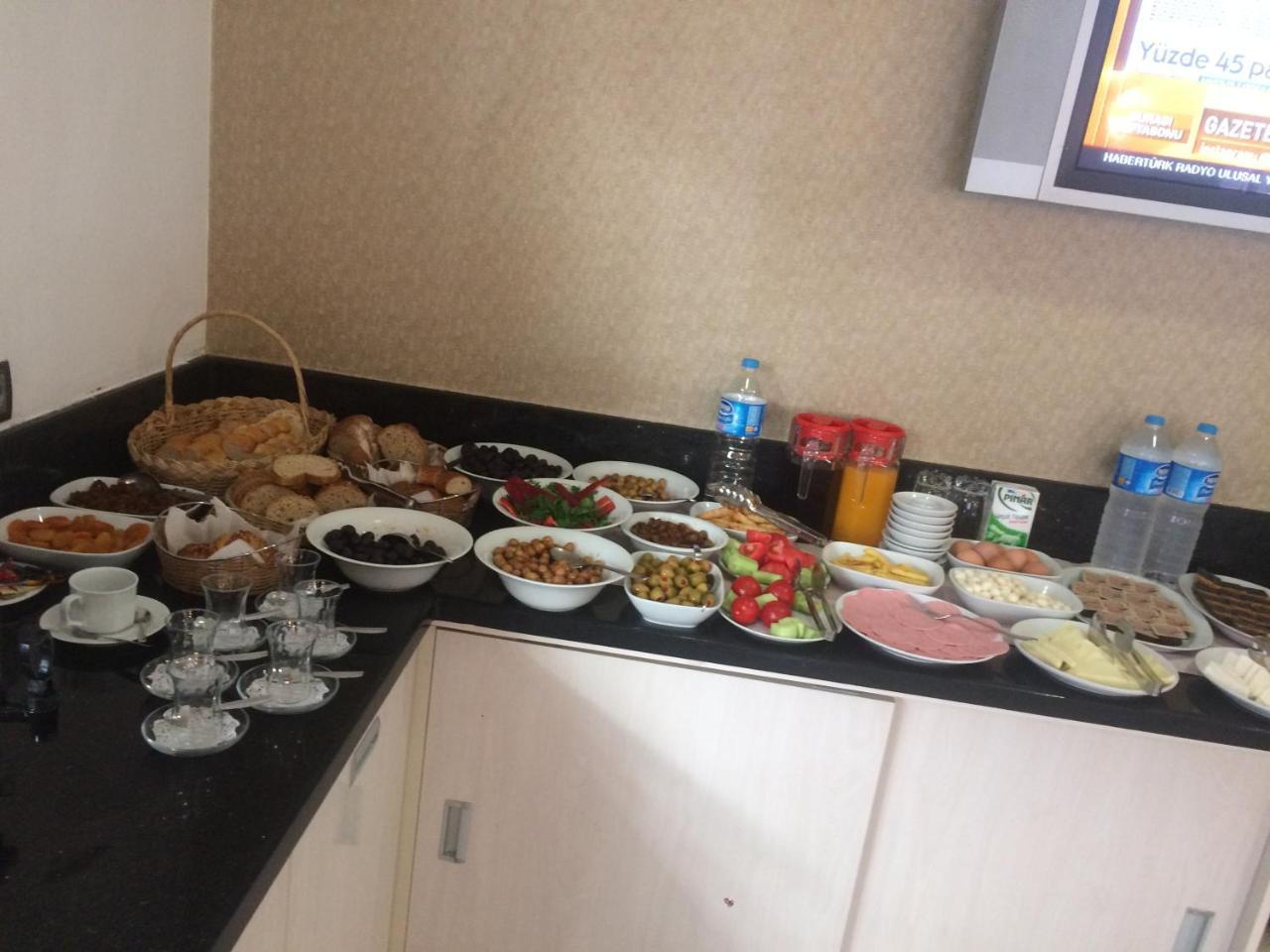 Sari Konak Apart Hotel Adana Buitenkant foto